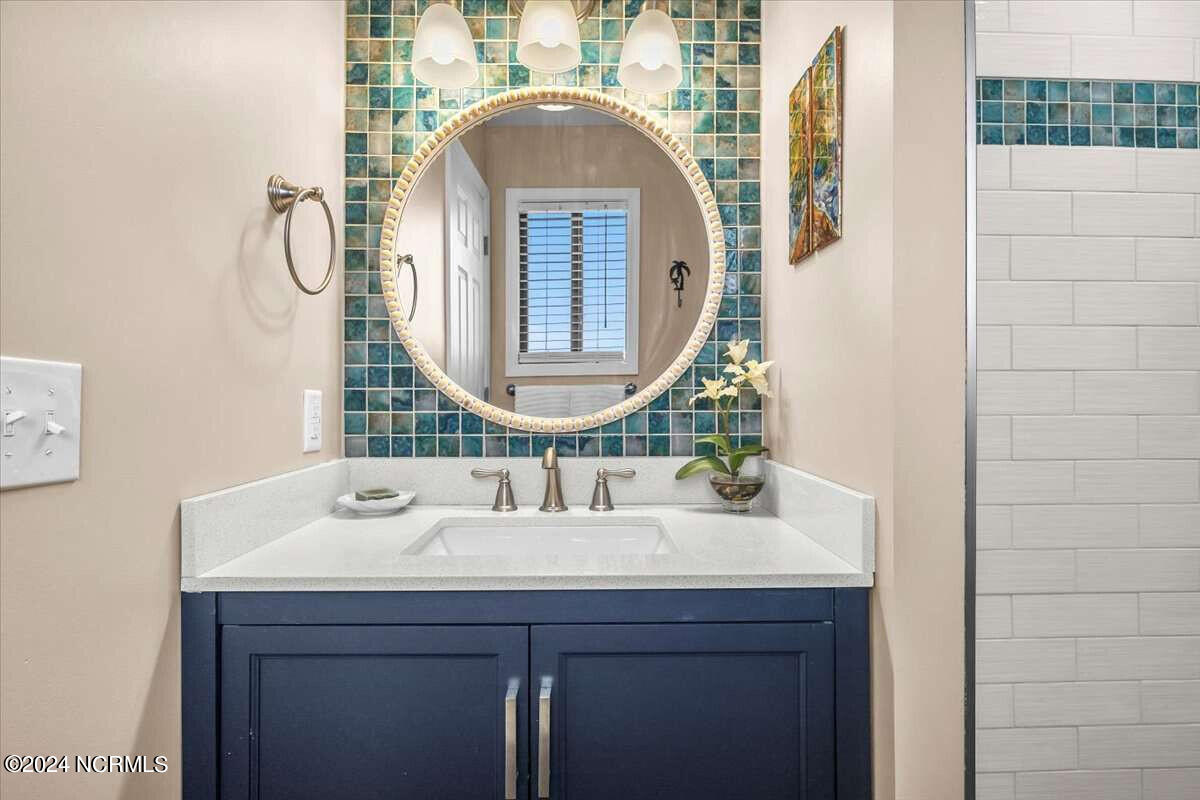 6602 W Beach Drive Property Photo 48