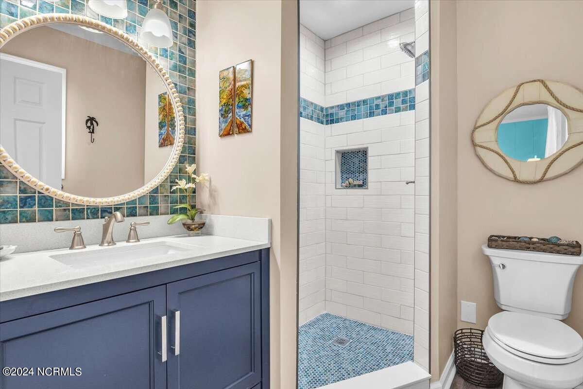 6602 W Beach Drive Property Photo 49