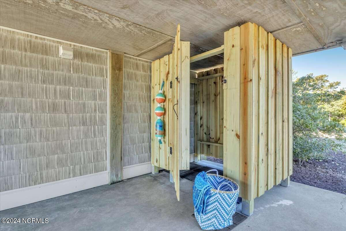 6602 W Beach Drive Property Photo 55