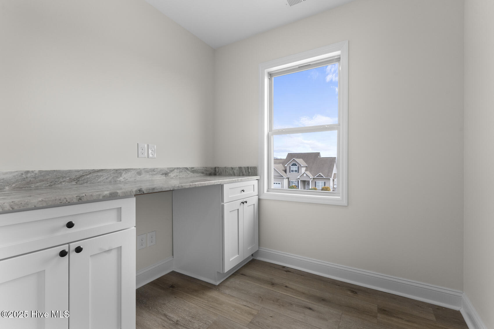 304 S Brandon Way Property Photo 45