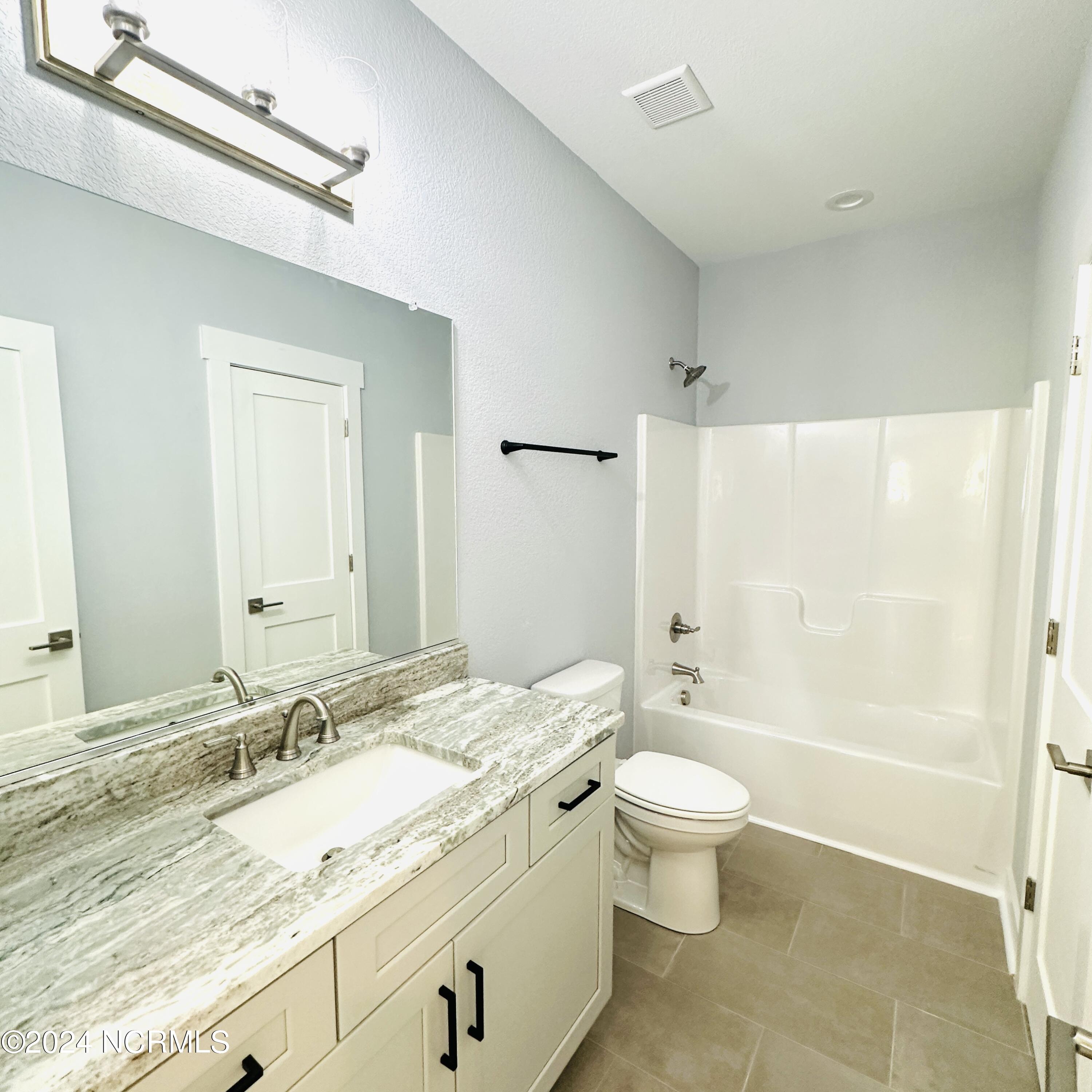 111 Bridgetowne Avenue Property Photo 13
