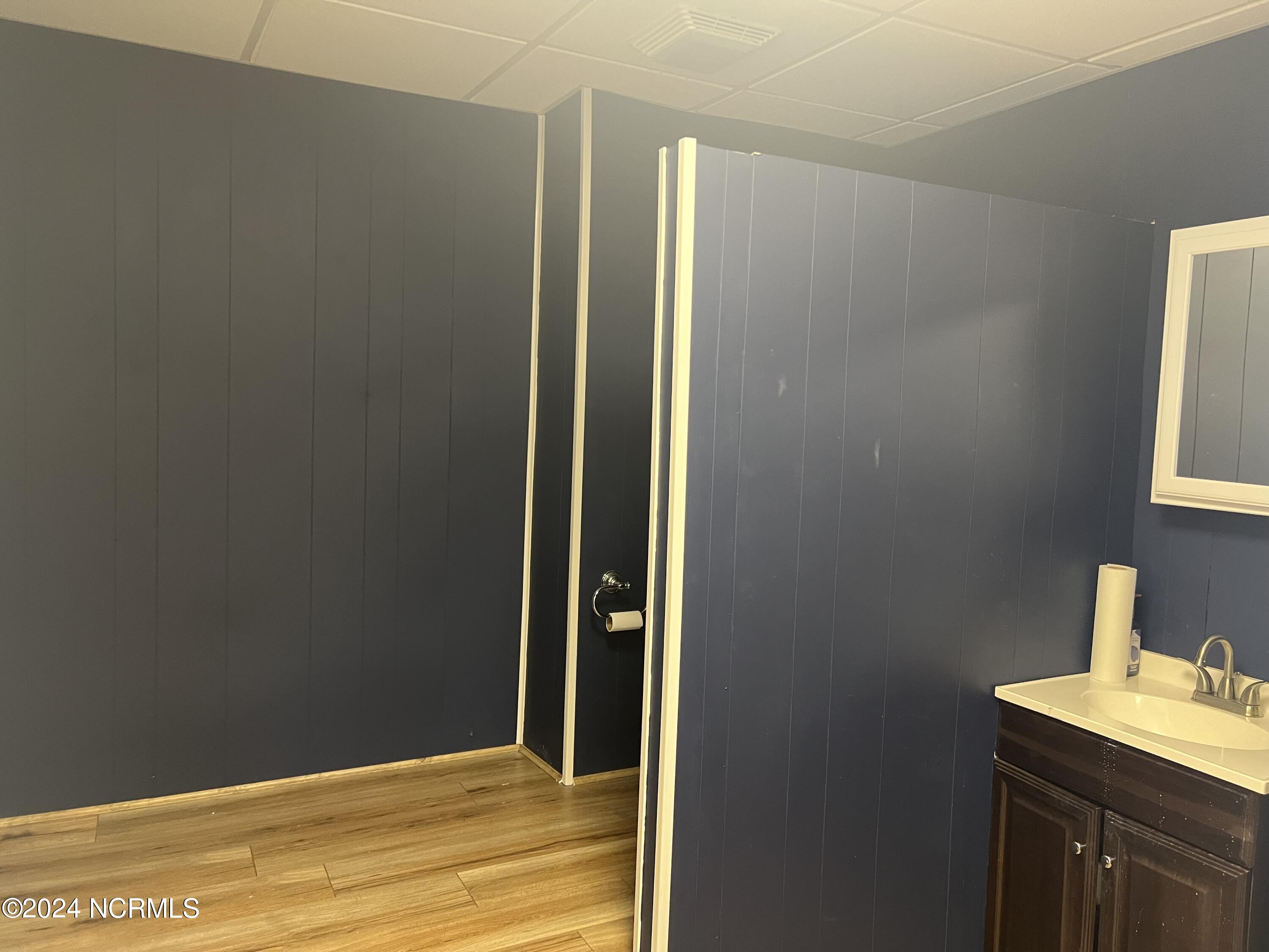 401 W Saint James Street Property Photo 13