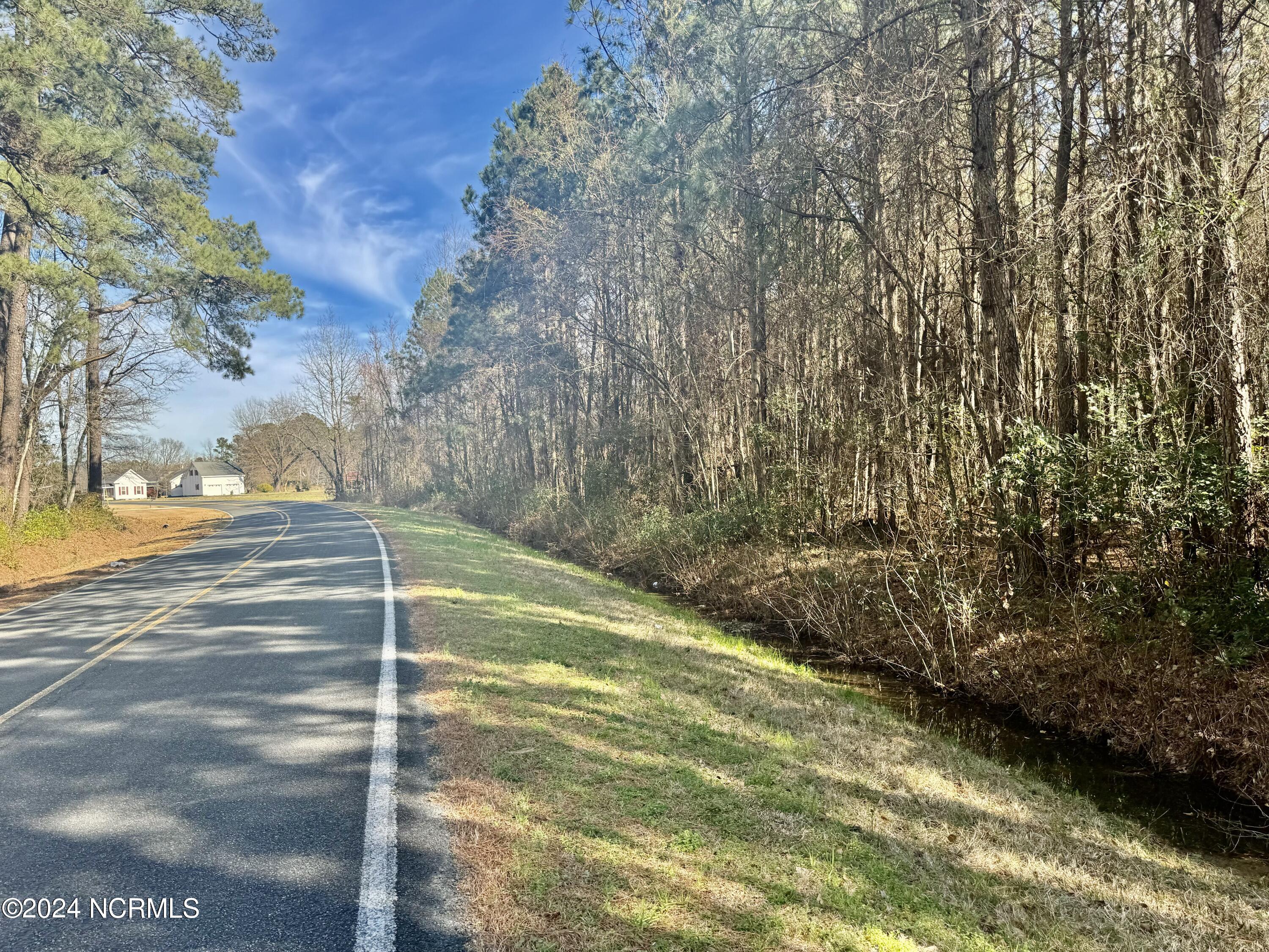 8940 Braswell Road Property Photo 1
