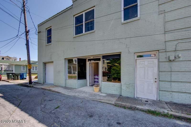 302 Main Street Property Photo 20