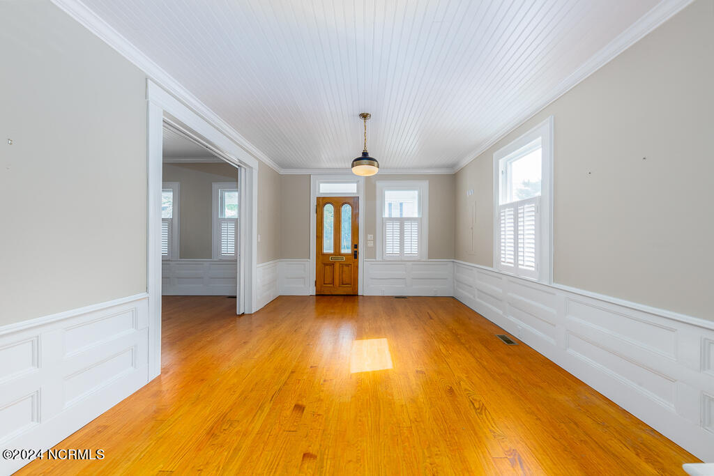 214 King Street Property Photo 5