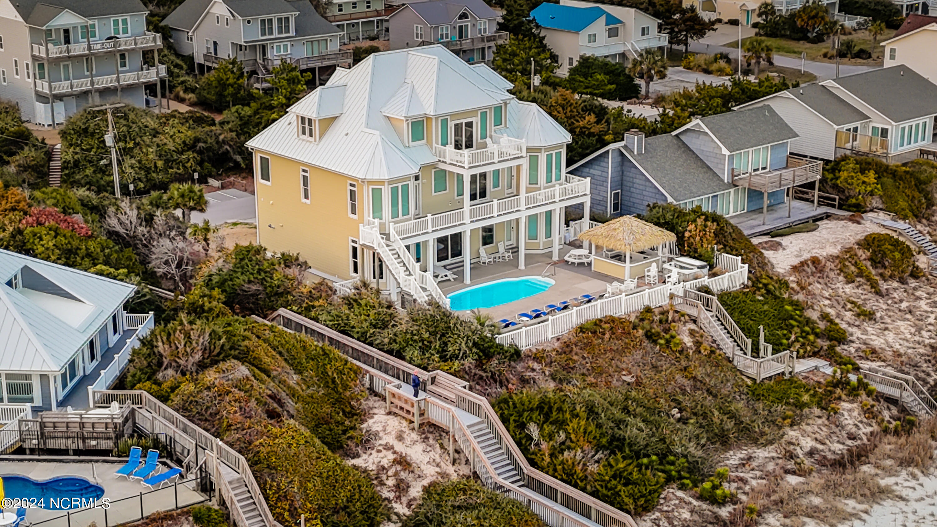 7127 Ocean Drive Property Photo 5