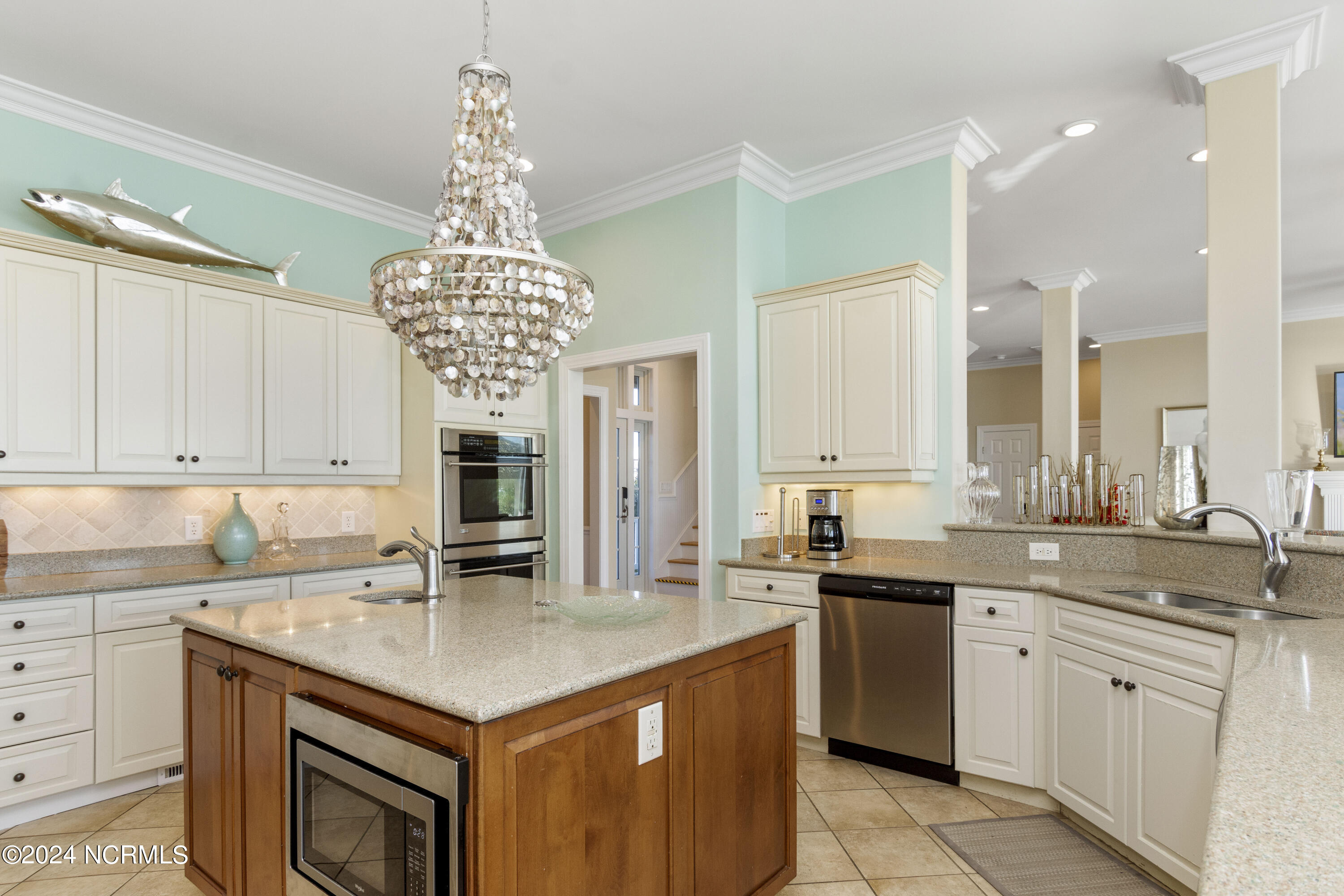 7127 Ocean Drive Property Photo 12