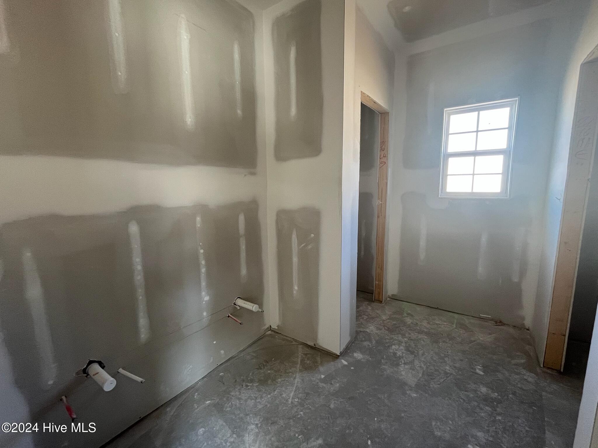 1237 Mandevilla Drive Property Photo 10