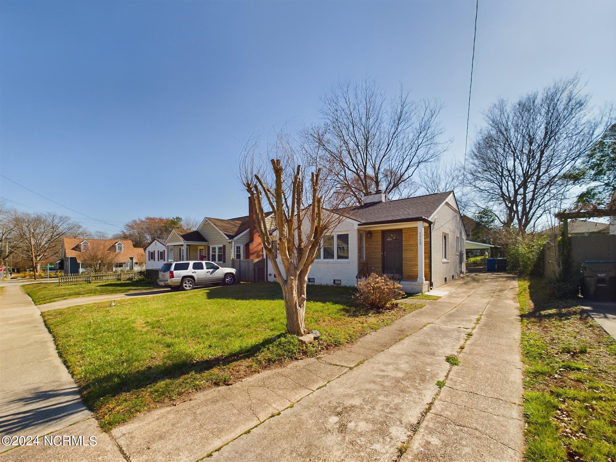 1112 E Martin Street Property Photo 4