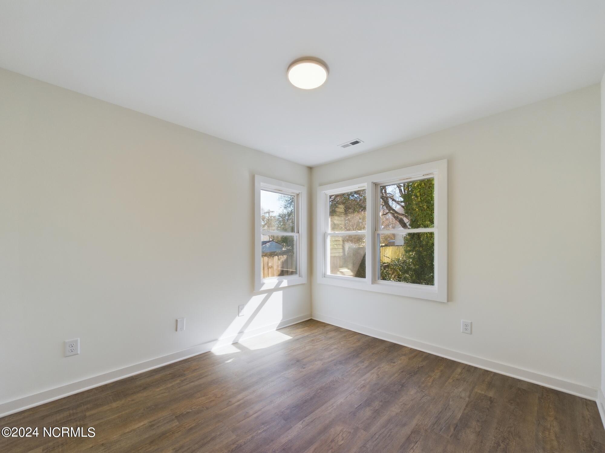 1112 E Martin Street Property Photo 32