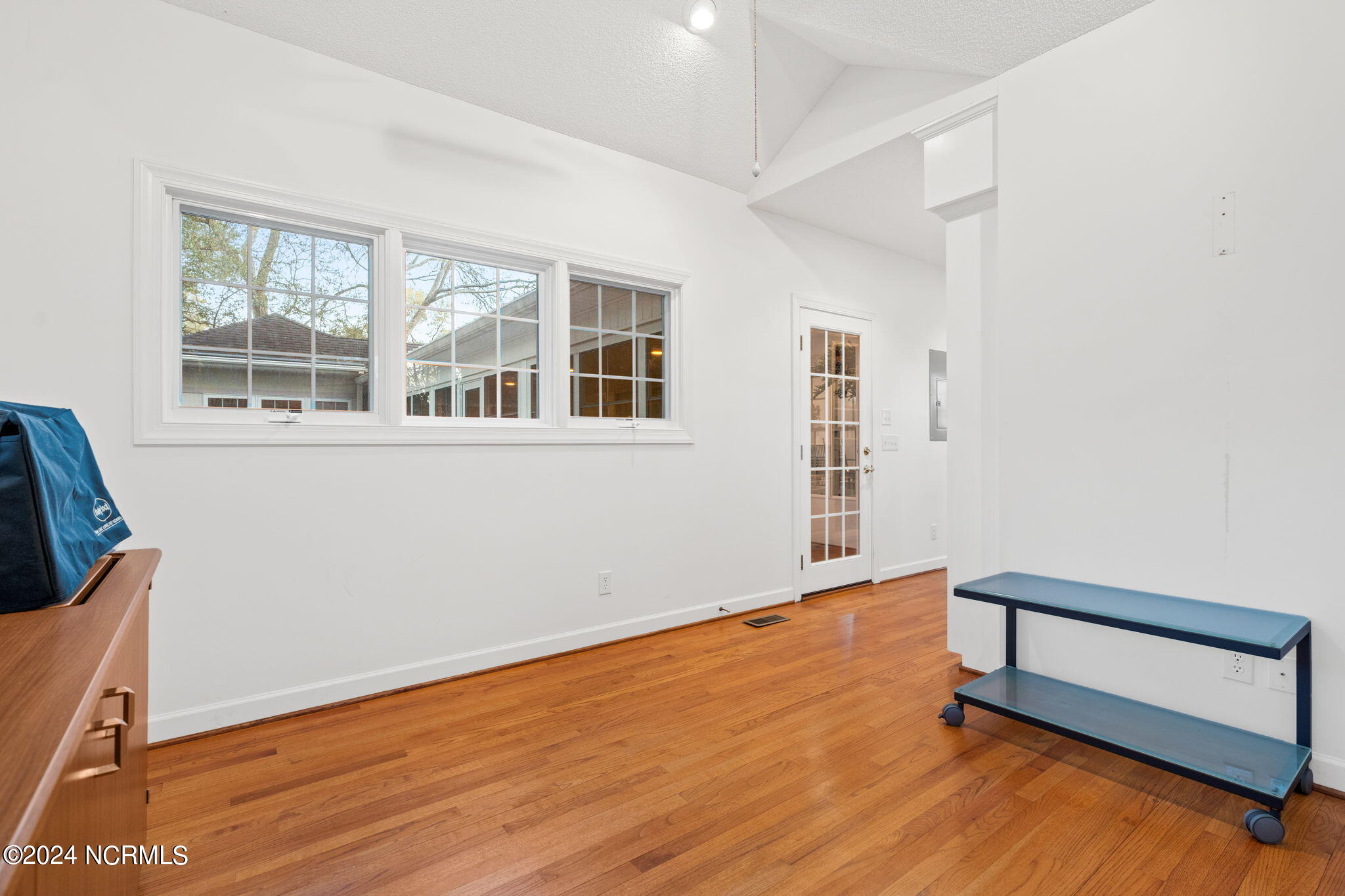 420 Lake Shore Drive Property Photo 34