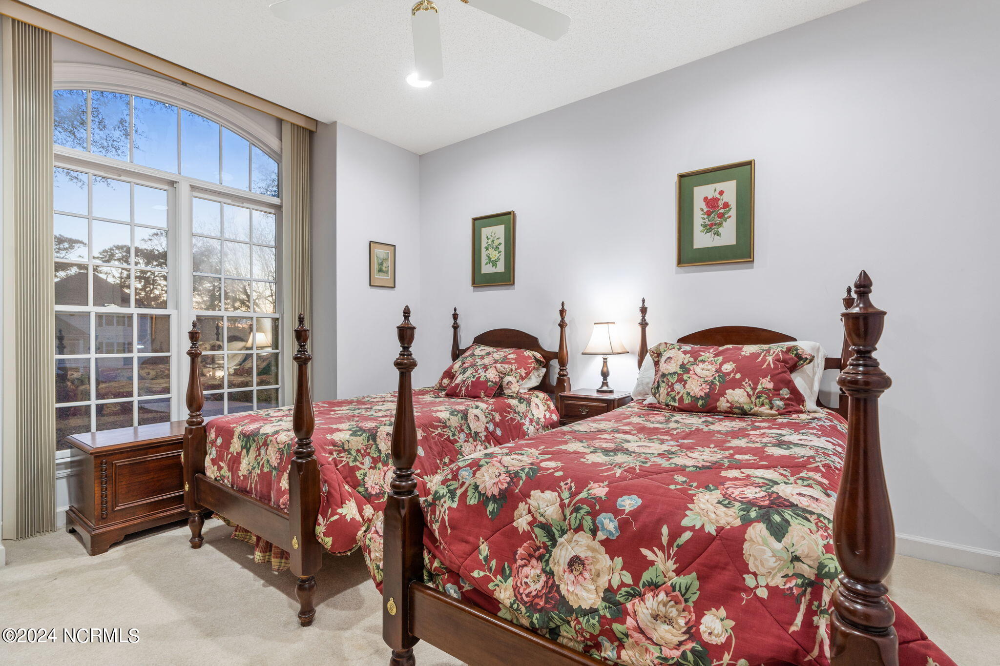 420 Lake Shore Drive Property Photo 48