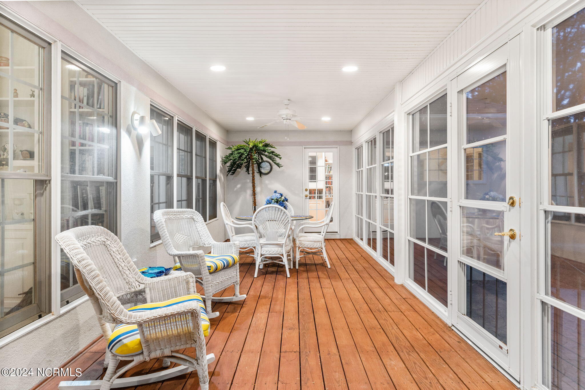 420 Lake Shore Drive Property Photo 52