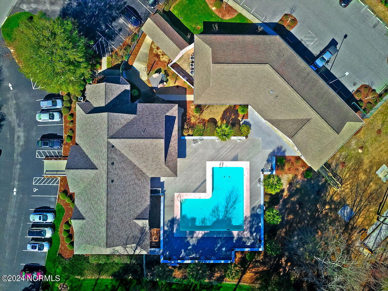 420 Lake Shore Drive Property Photo 61