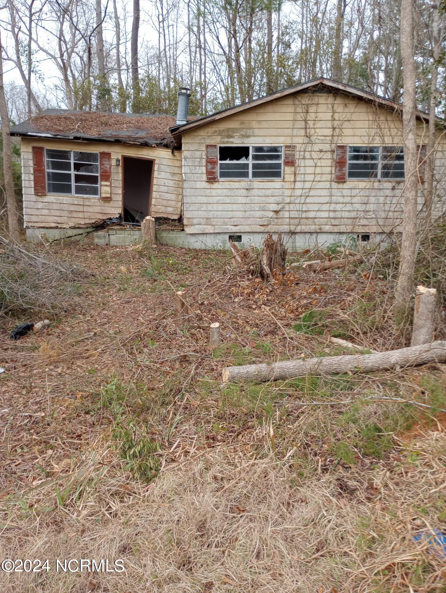 Sr 1923 Bay City Road Property Photo 1