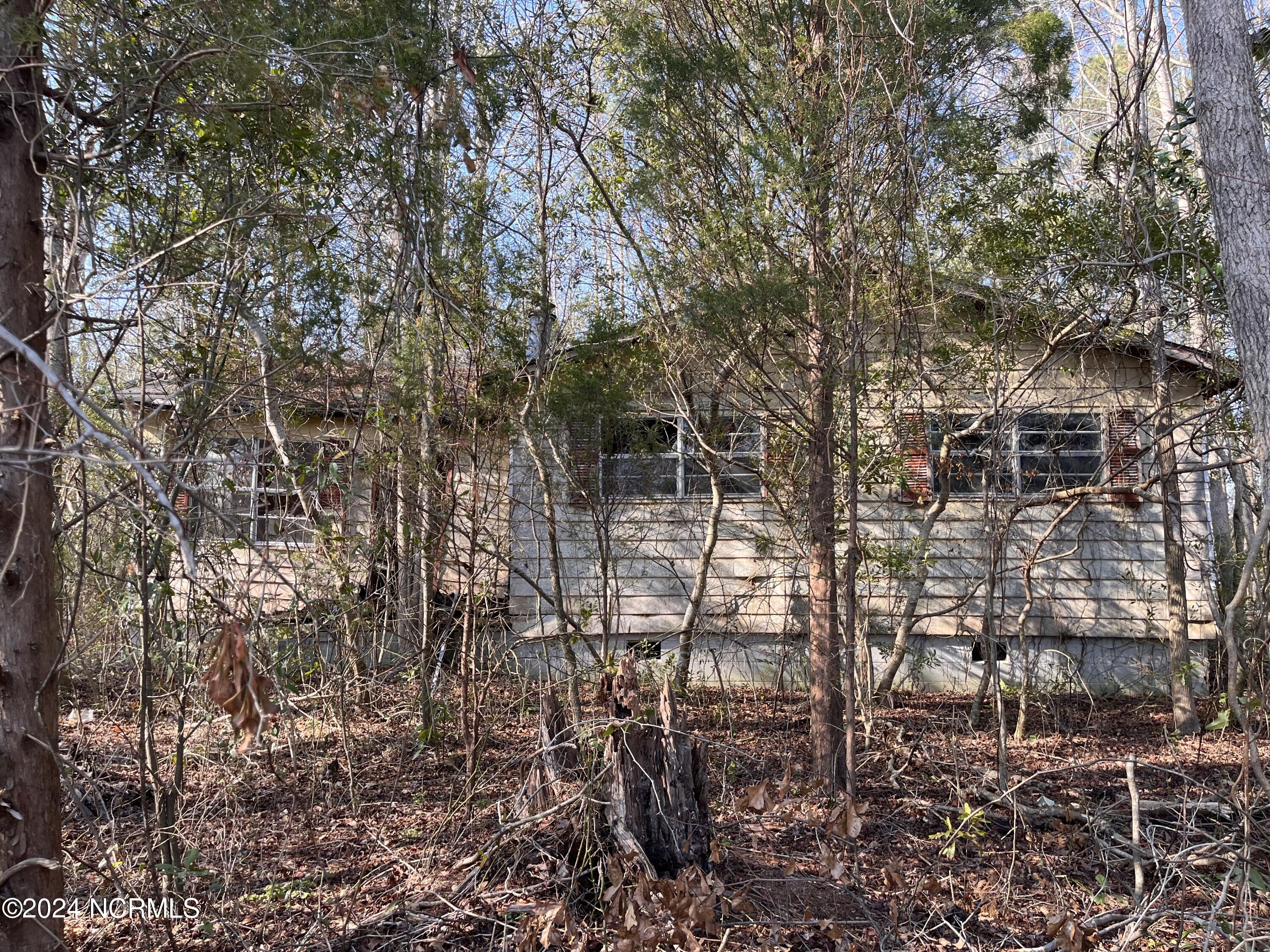 Sr 1923 Bay City Road Property Photo 2