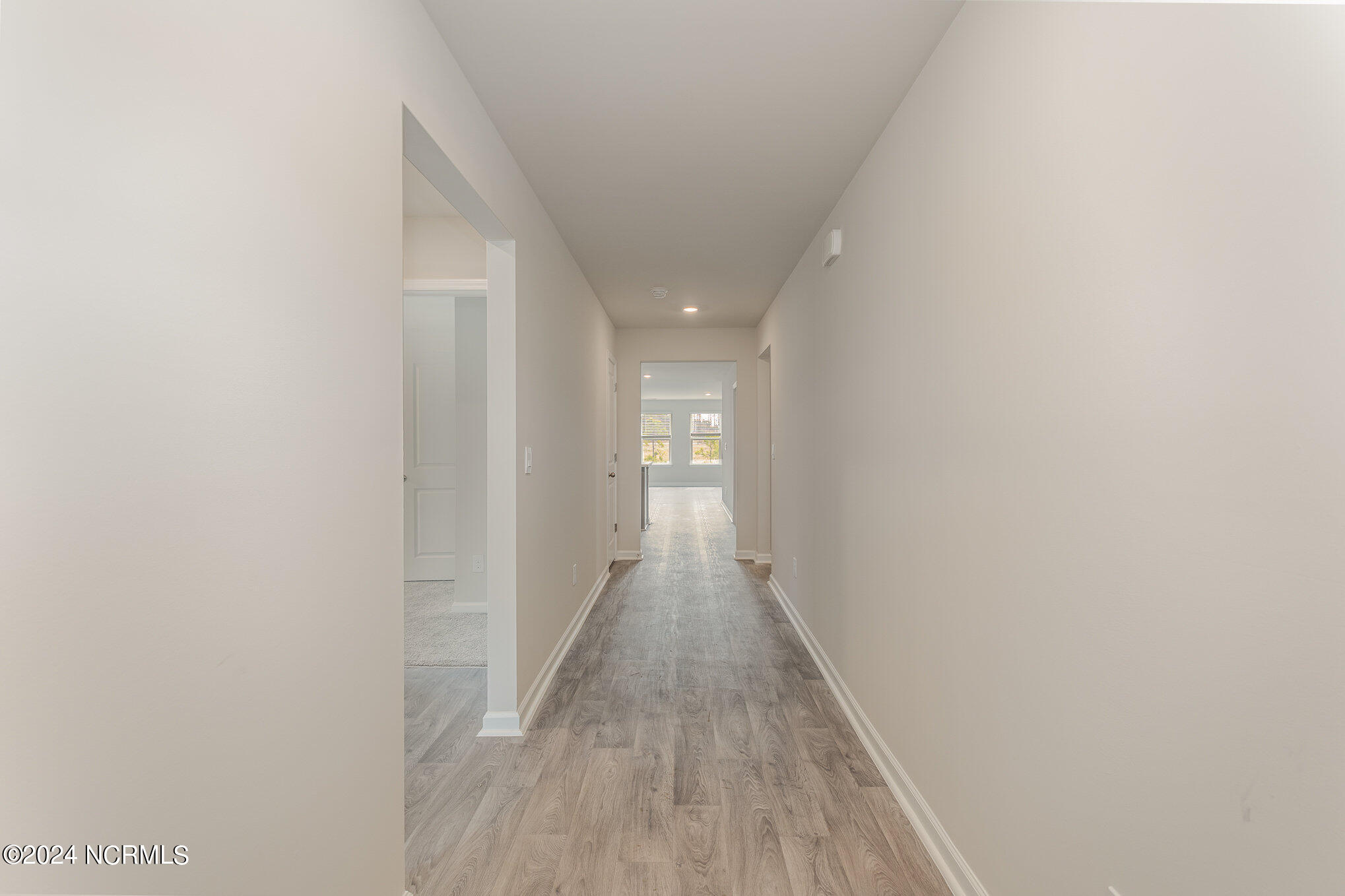 4266 Milkweed Road Property Photo 6