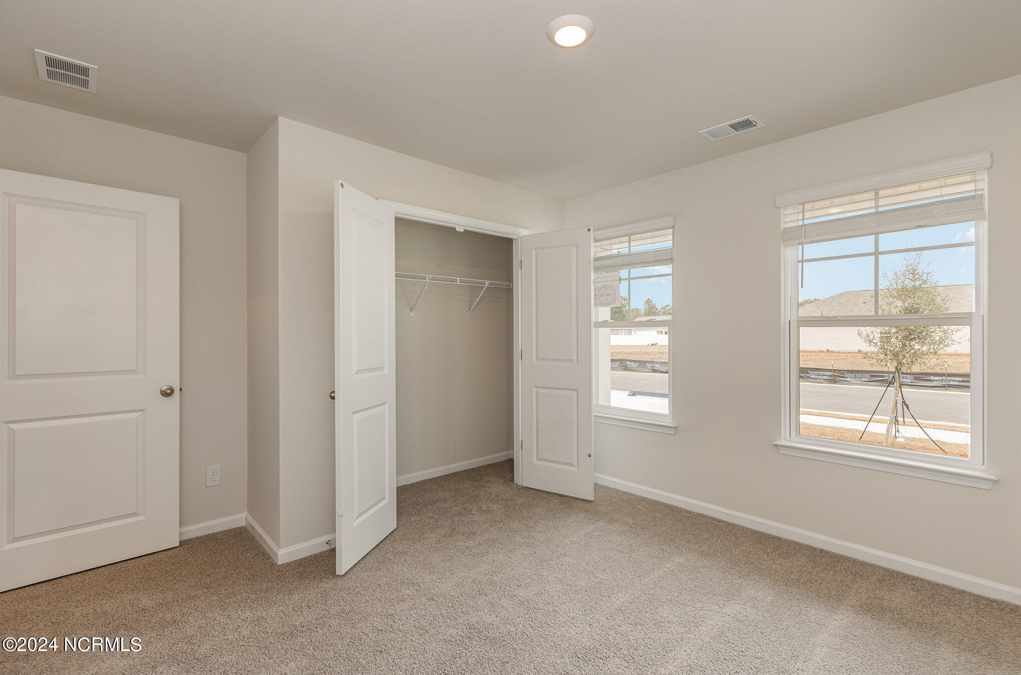 4266 Milkweed Road Property Photo 7