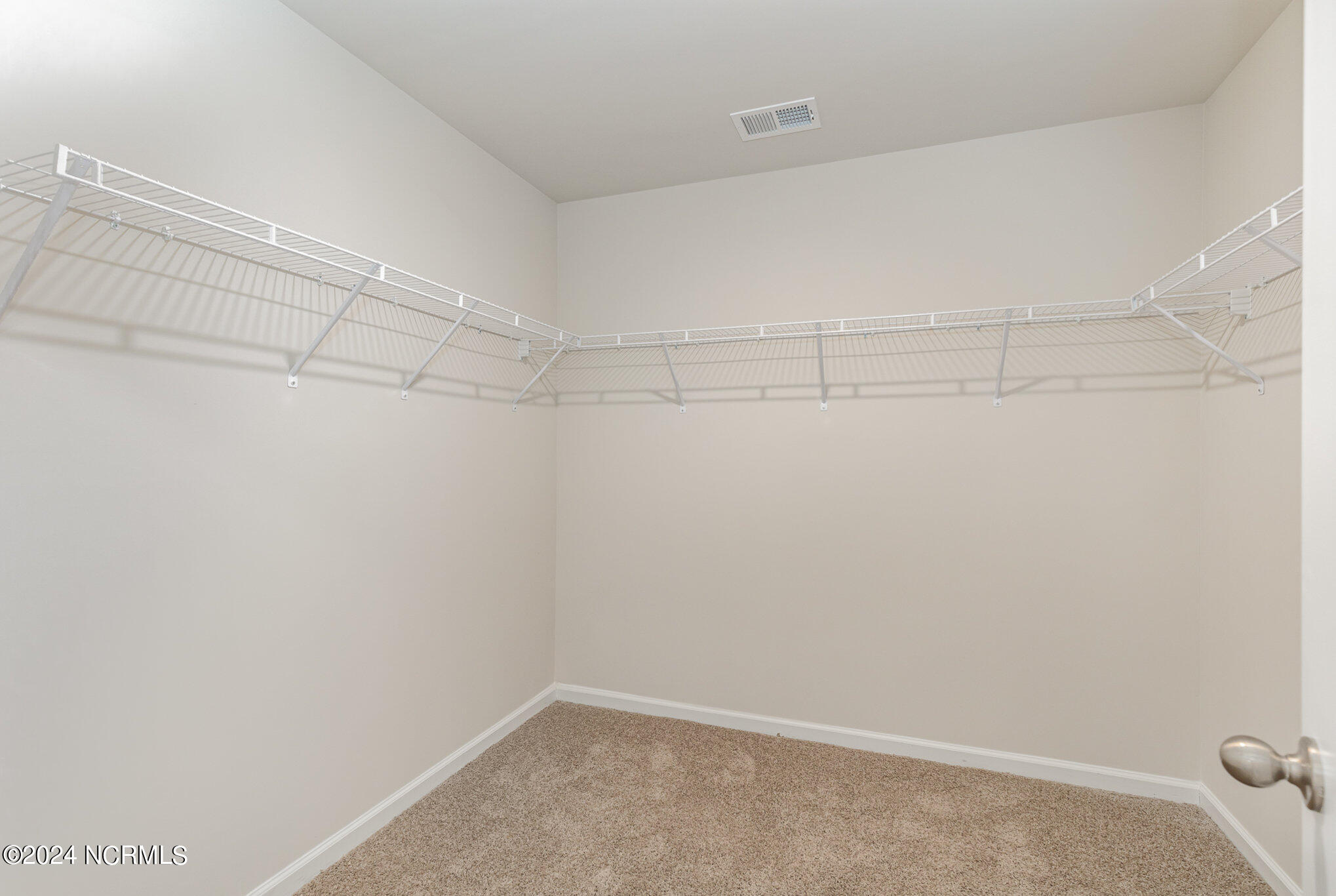 4266 Milkweed Road Property Photo 24