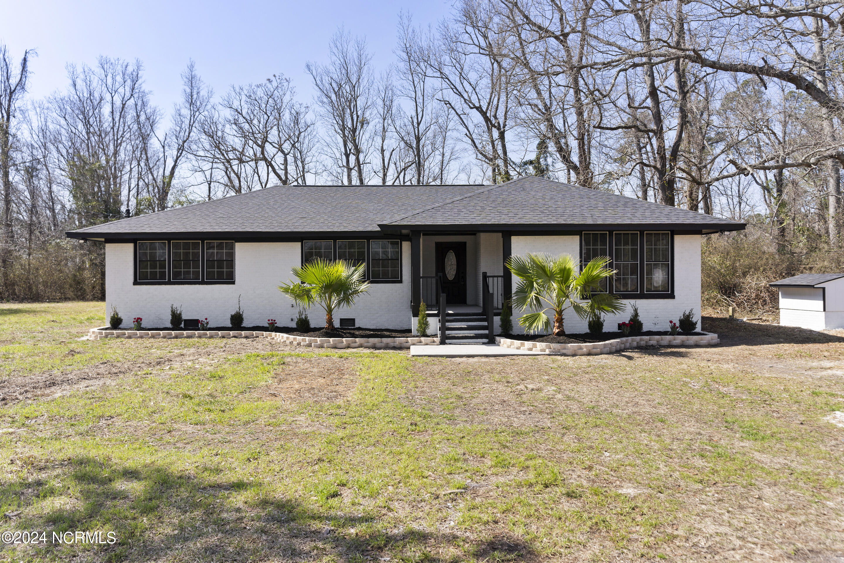 4391 Northwest Road Property Photo 1