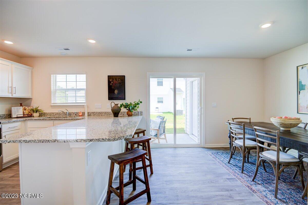 4119 Laurel Ridge Drive E Property Photo 8