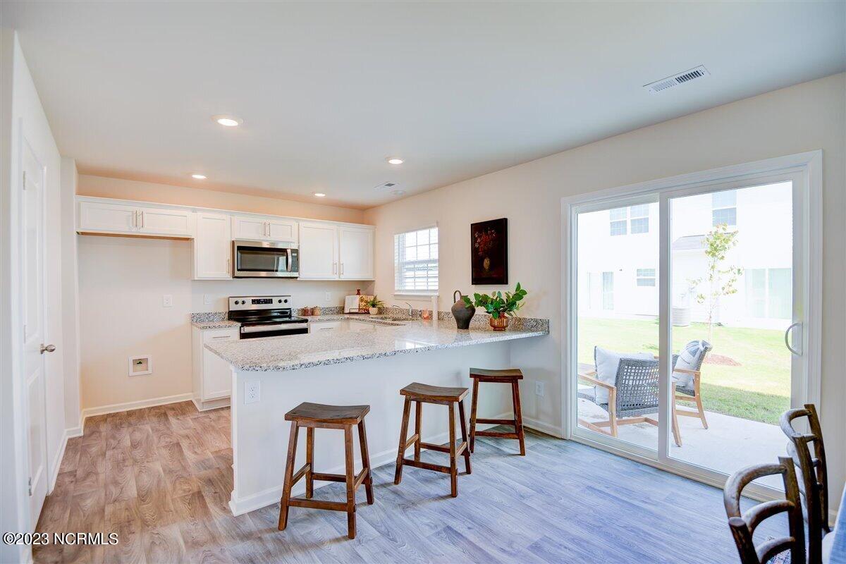 4119 Laurel Ridge Drive E Property Photo 11