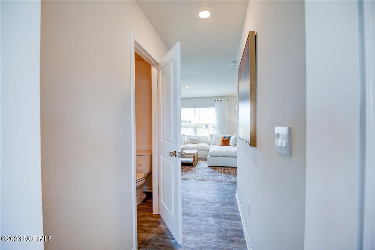 4119 Laurel Ridge Drive E Property Photo 18