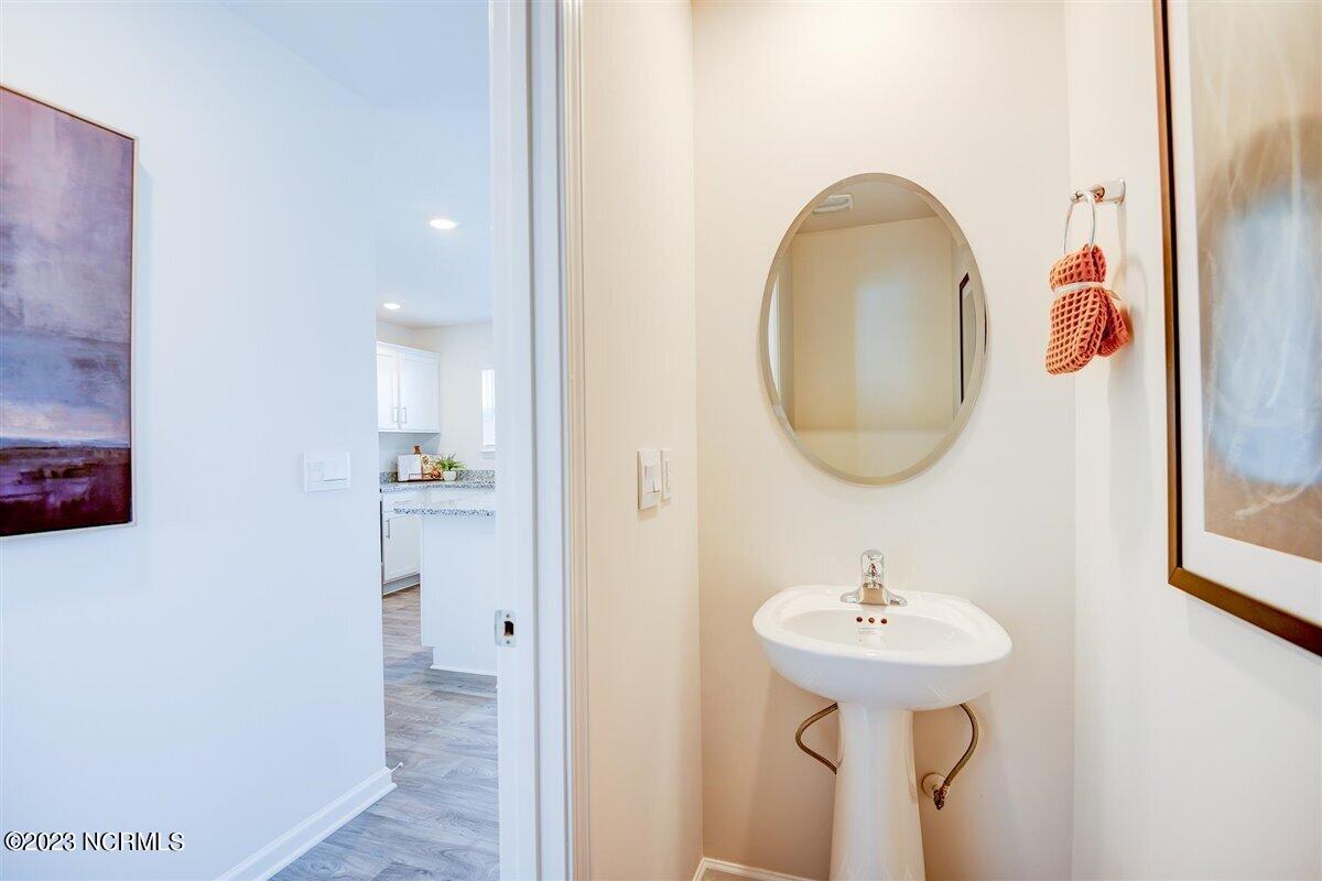 4119 Laurel Ridge Drive E Property Photo 19