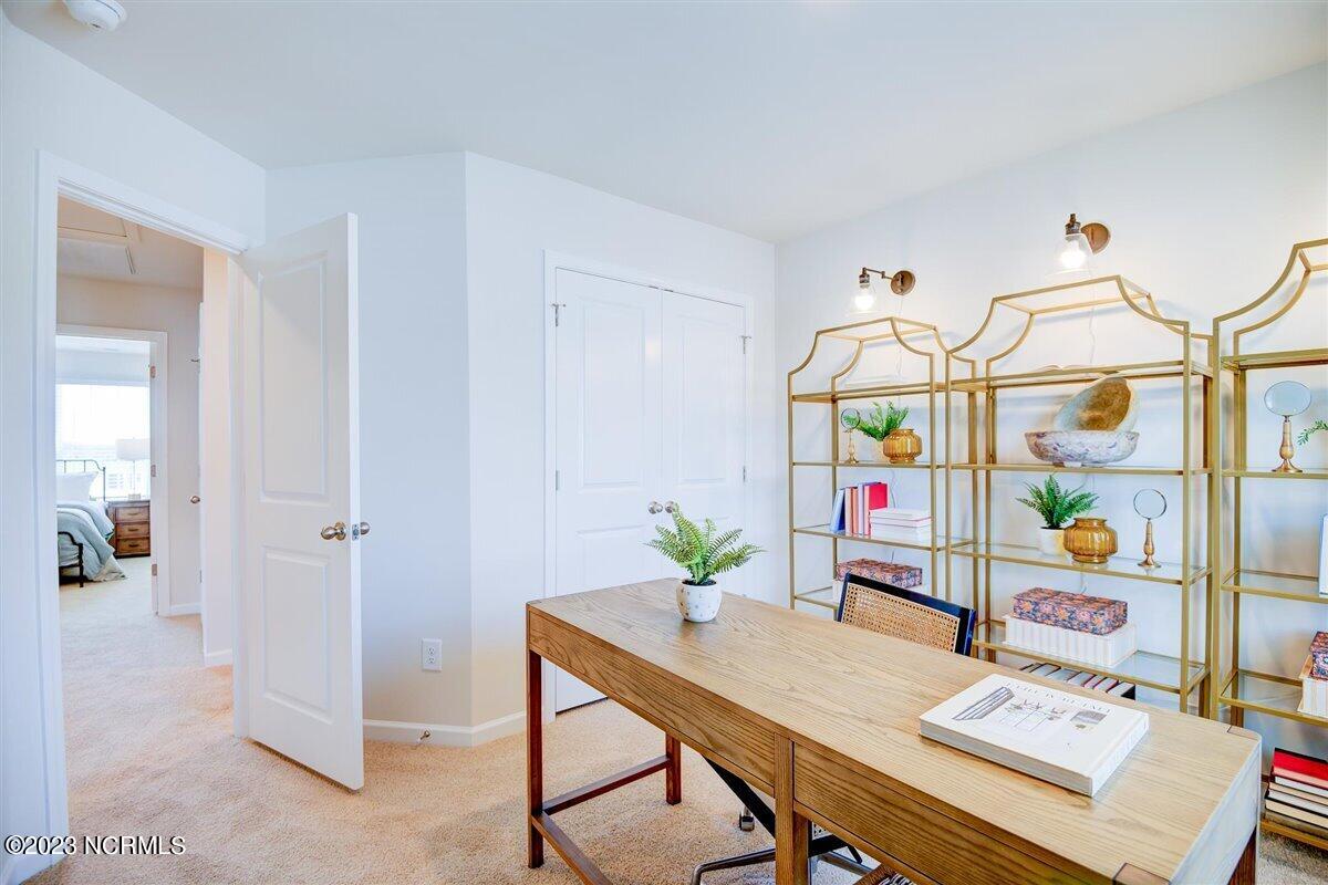 4119 Laurel Ridge Drive E Property Photo 23