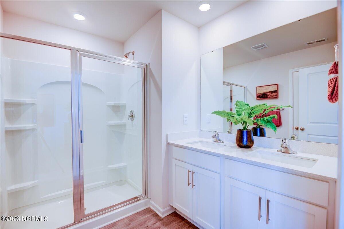 4119 Laurel Ridge Drive E Property Photo 31