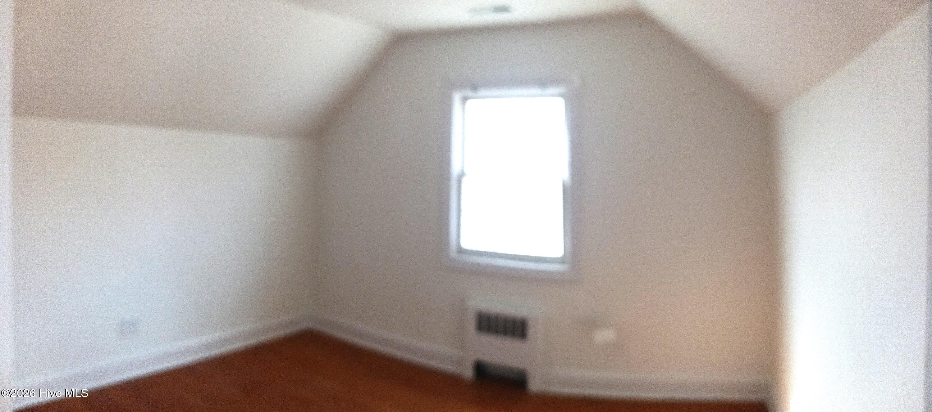 5314 Ward Boulevard Property Photo 9