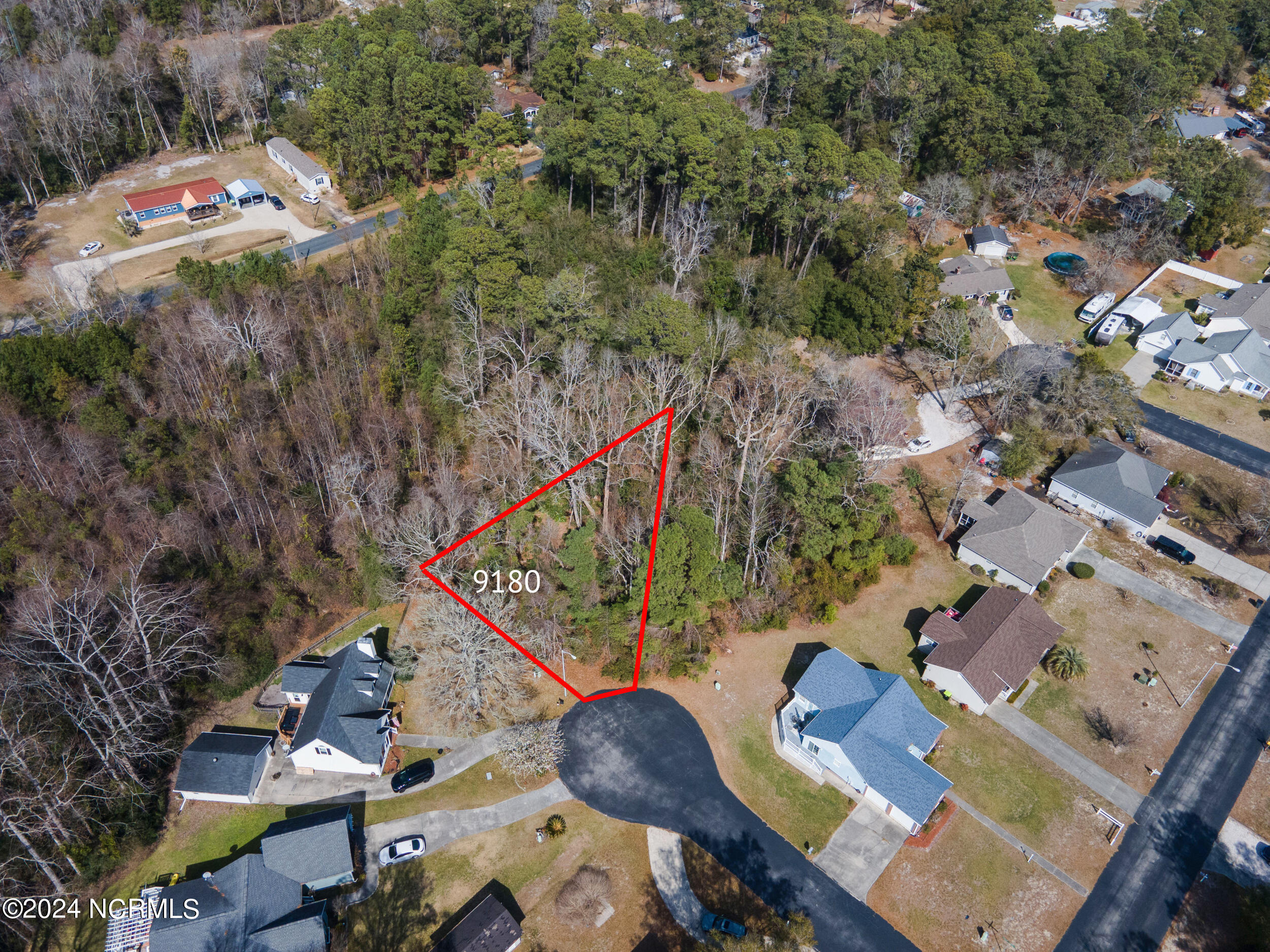 9180 Seaside Landing Property Photo 1