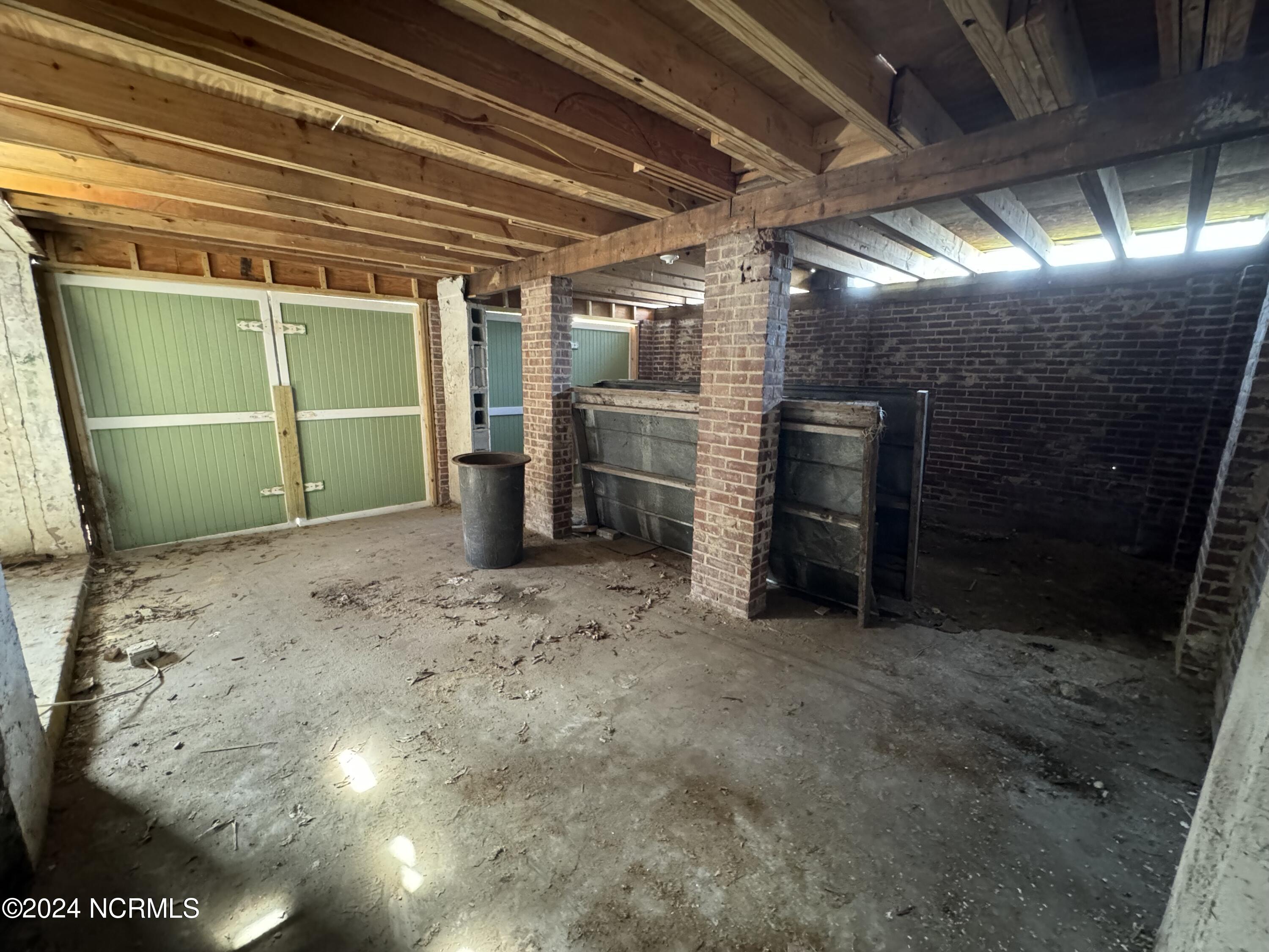 226 S Front Street Property Photo 40