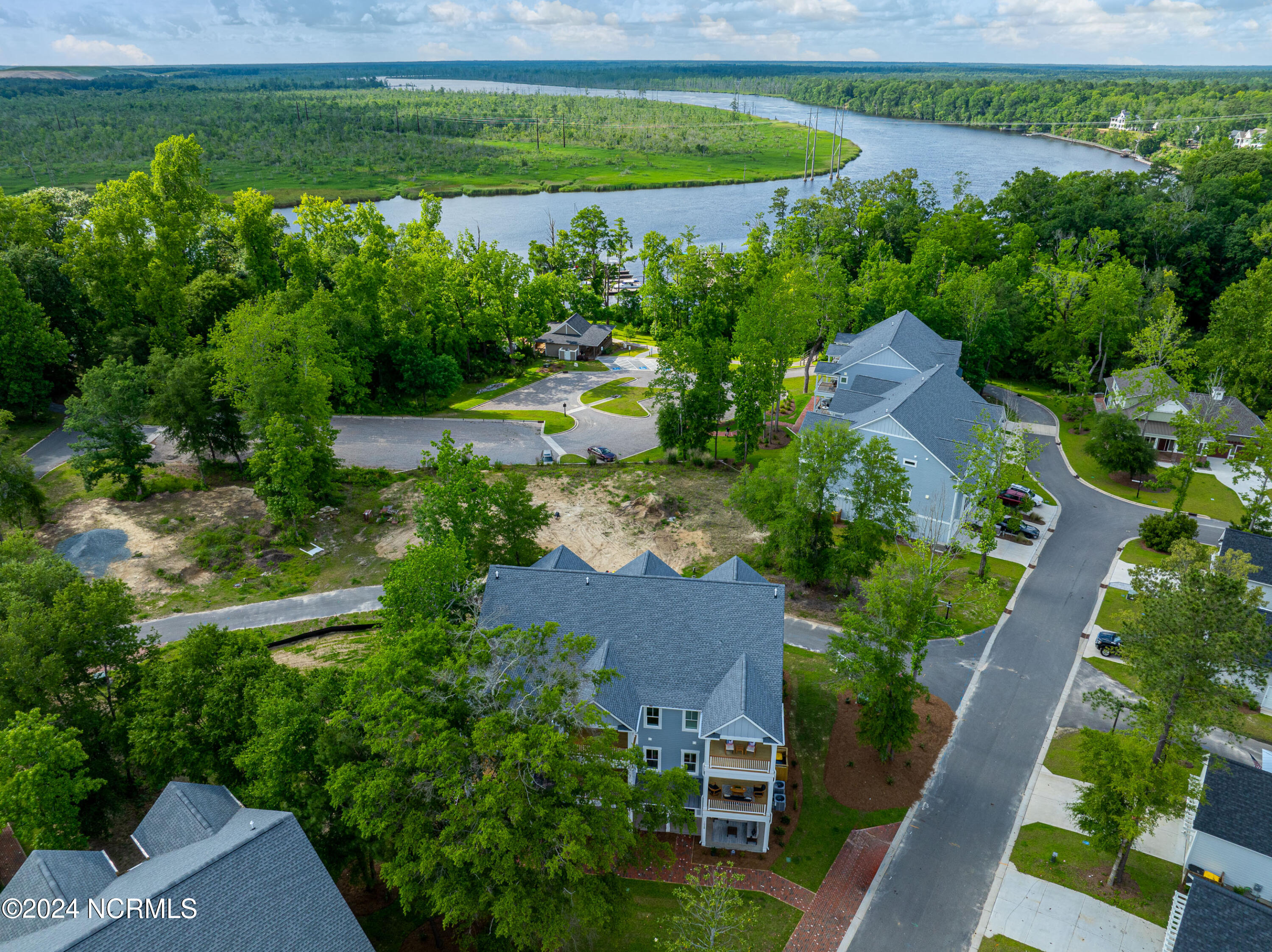 1026 Mariners View Way Property Photo 8