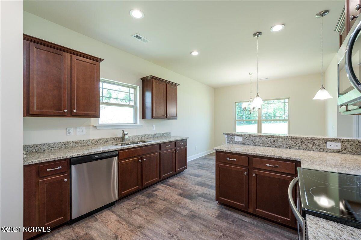 169 Firethorn Circle Property Photo 7
