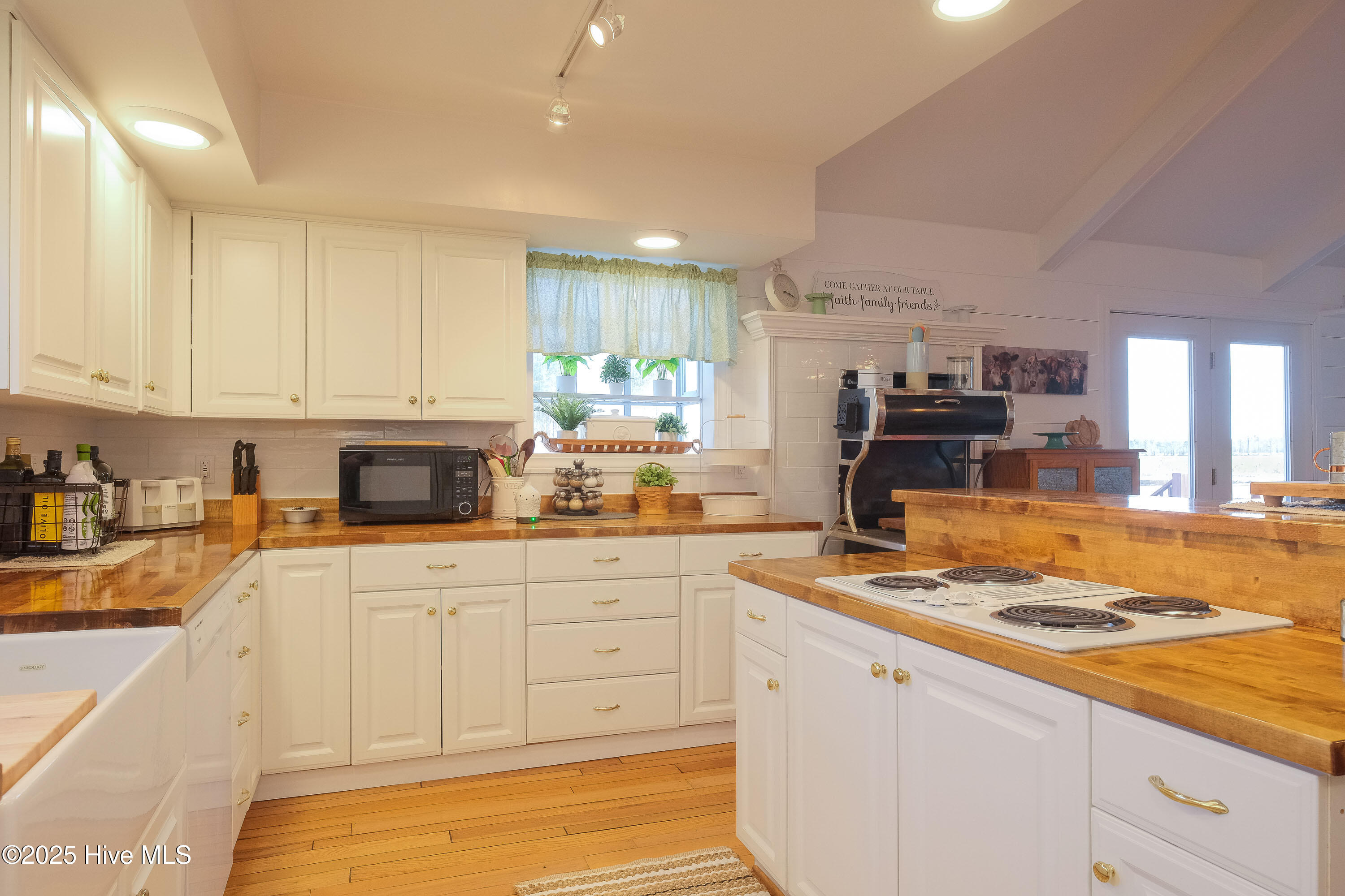 632 Poplar Neck Road Property Photo 16