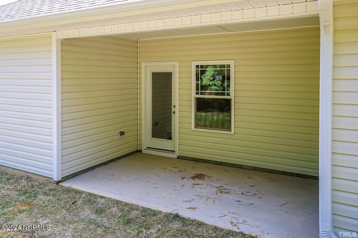 165 Firethorn Circle Property Photo 22