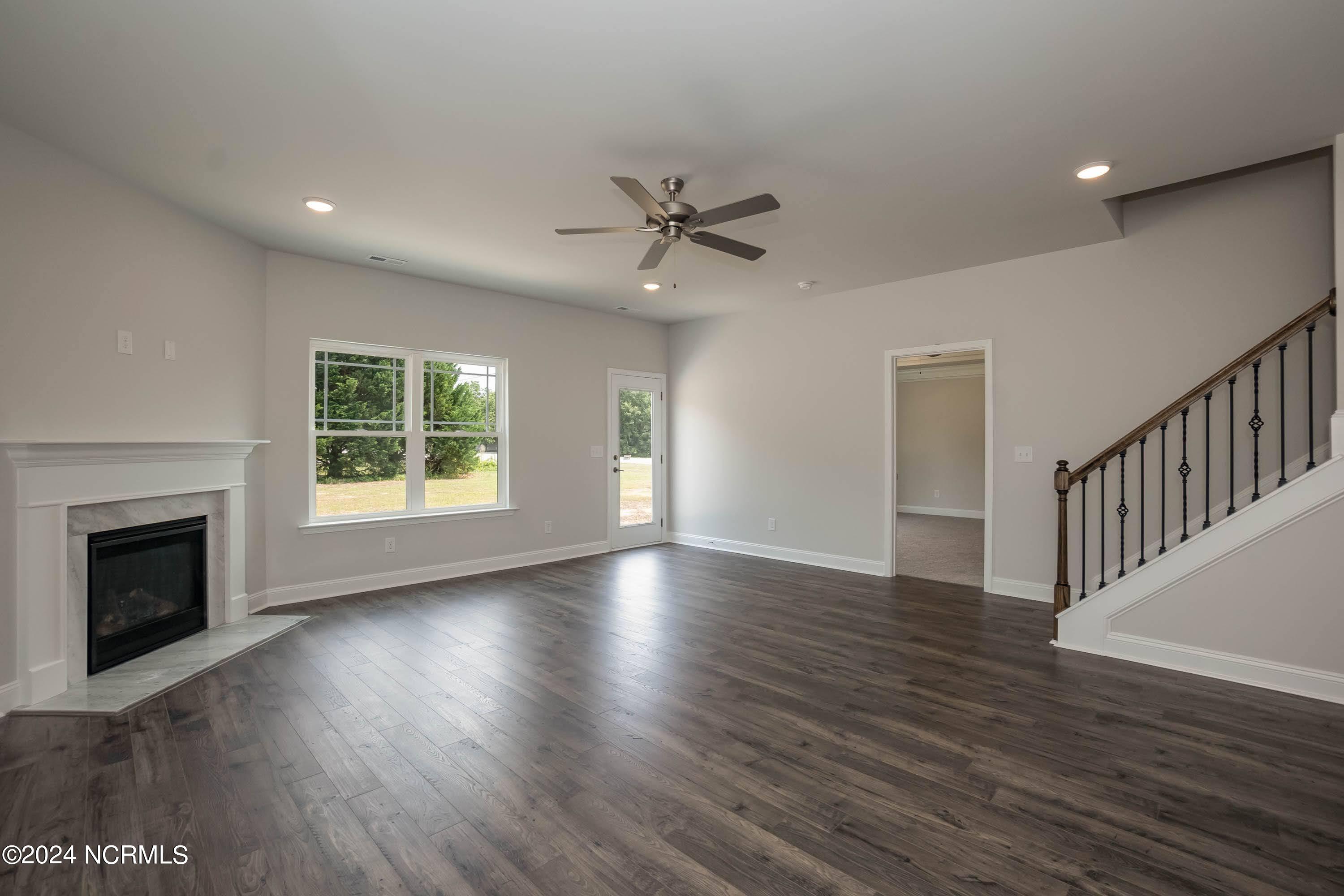 745 Greenwich Place Property Photo 14