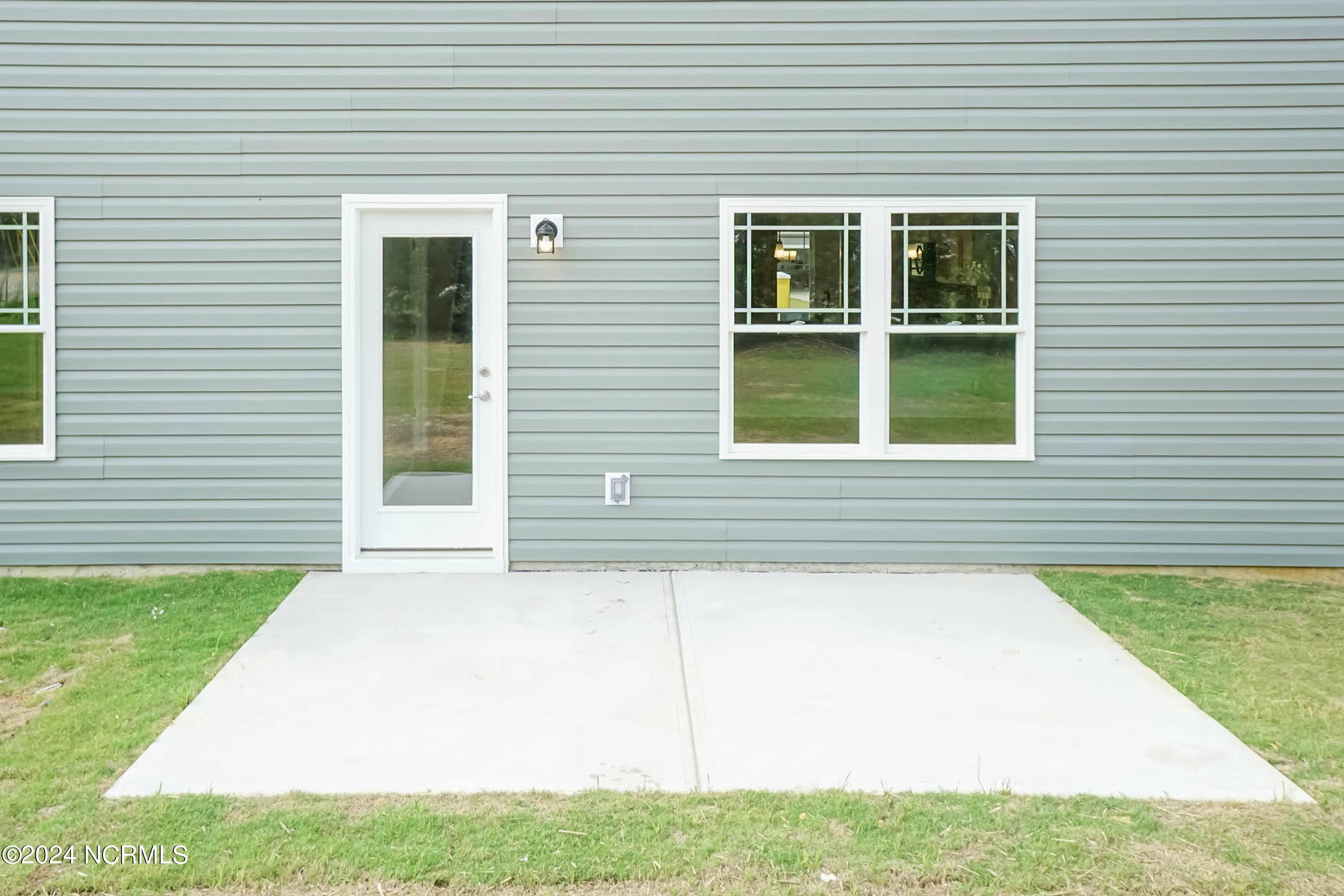745 Greenwich Place Property Photo 34