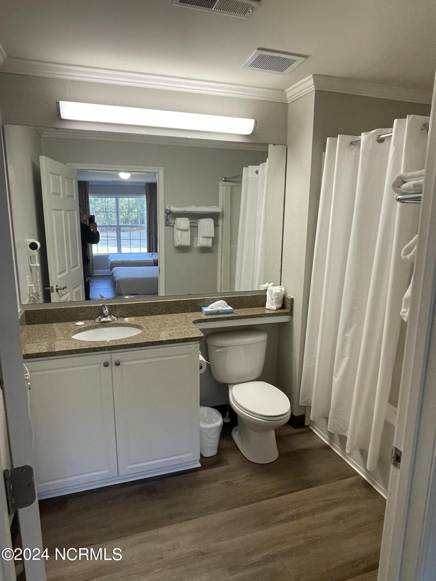 530 Little River Farm Boulevard D100 Property Photo 10