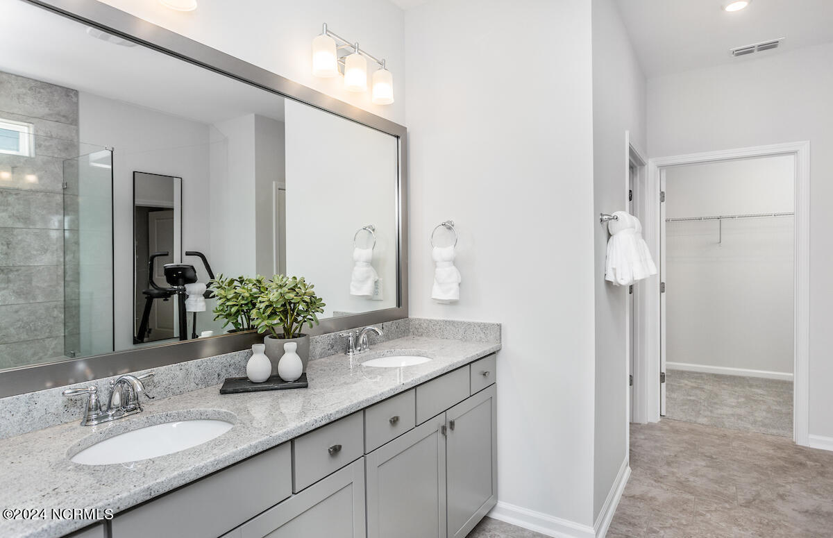 5549 Coral Tide Avenue Property Photo 18