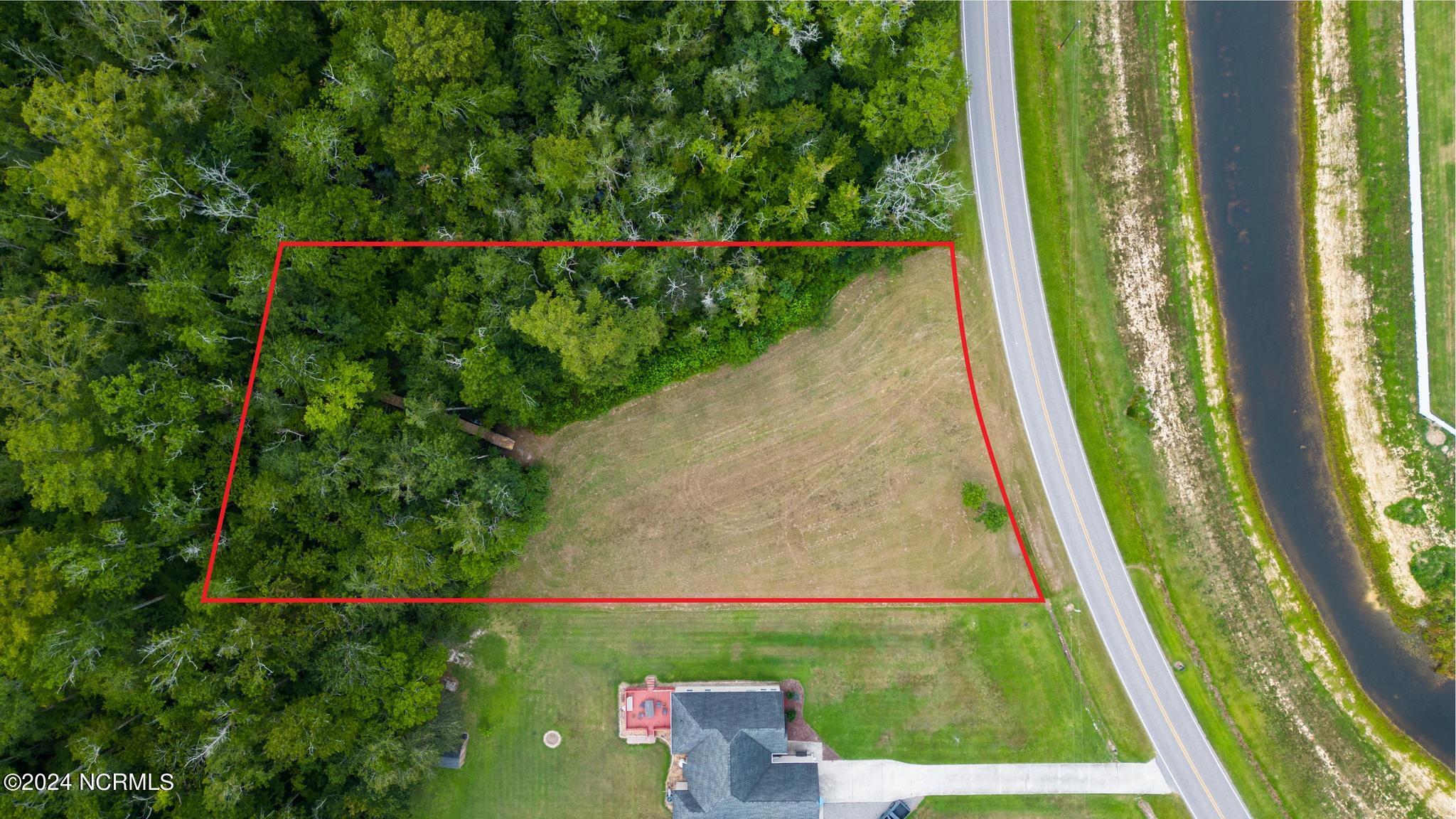 401 Guinea Road Property Photo 2