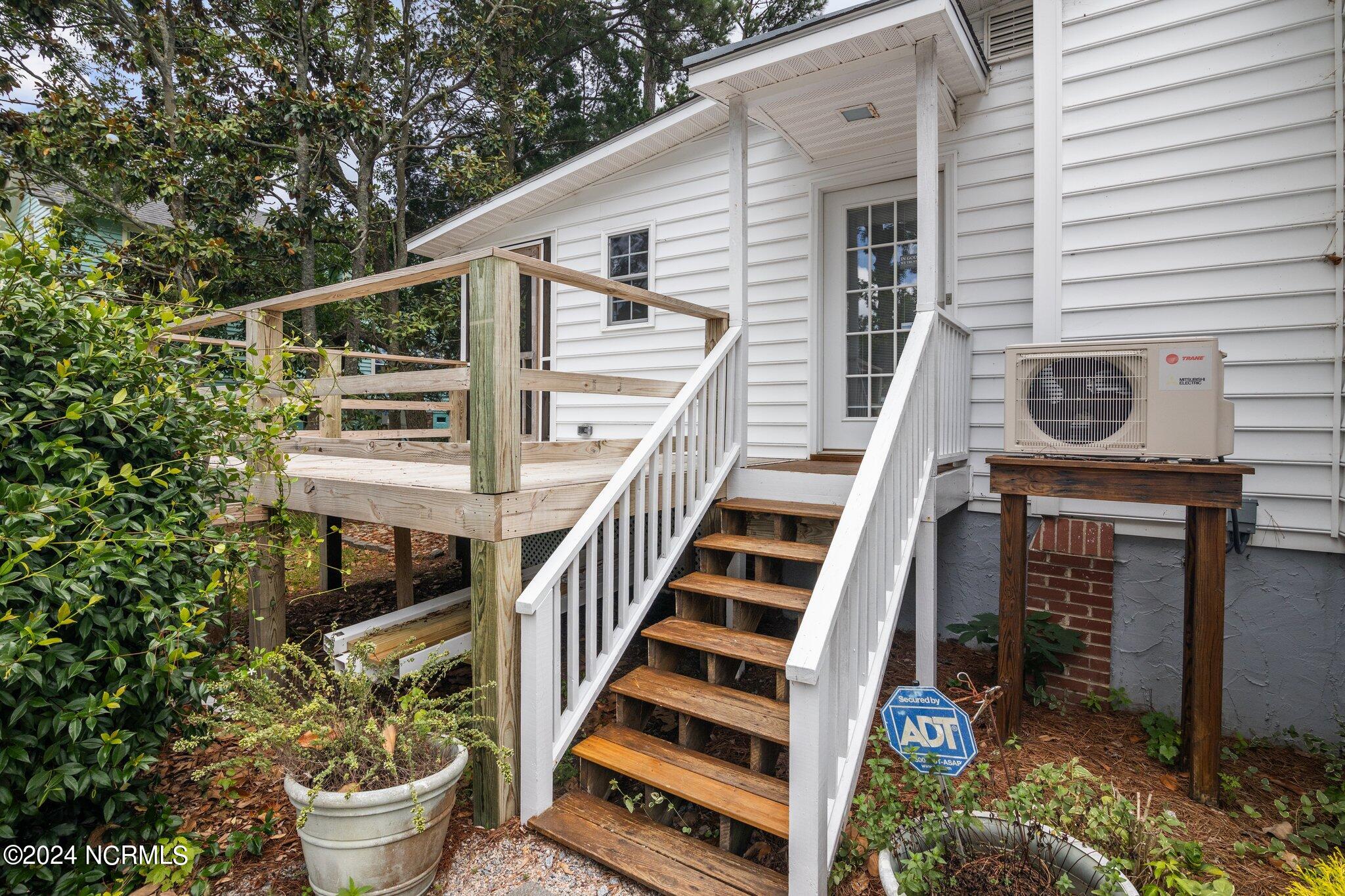 567 E Water Street Property Photo 17