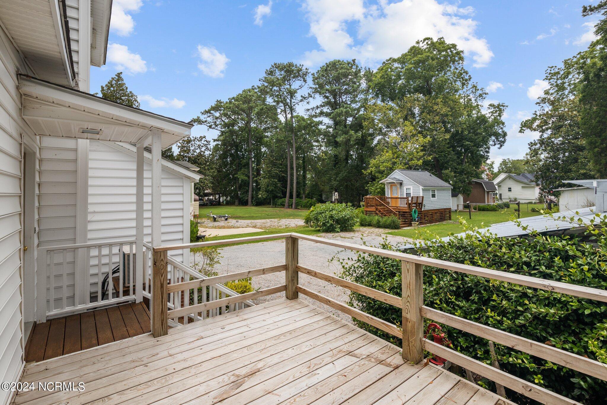 567 E Water Street Property Photo 19