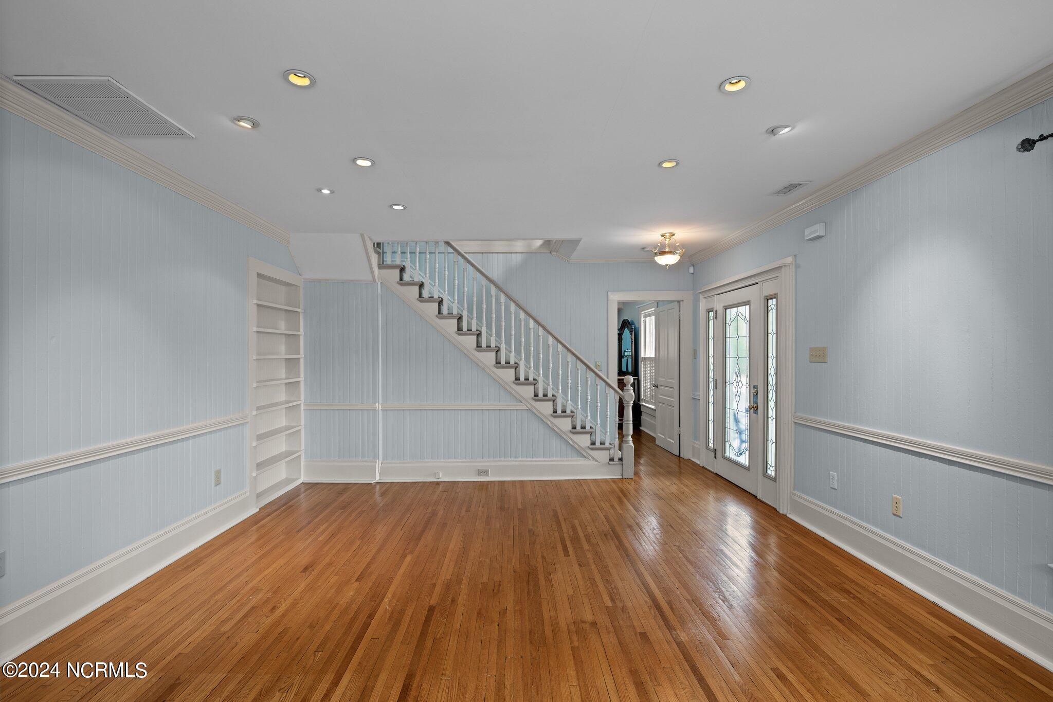 567 E Water Street Property Photo 23