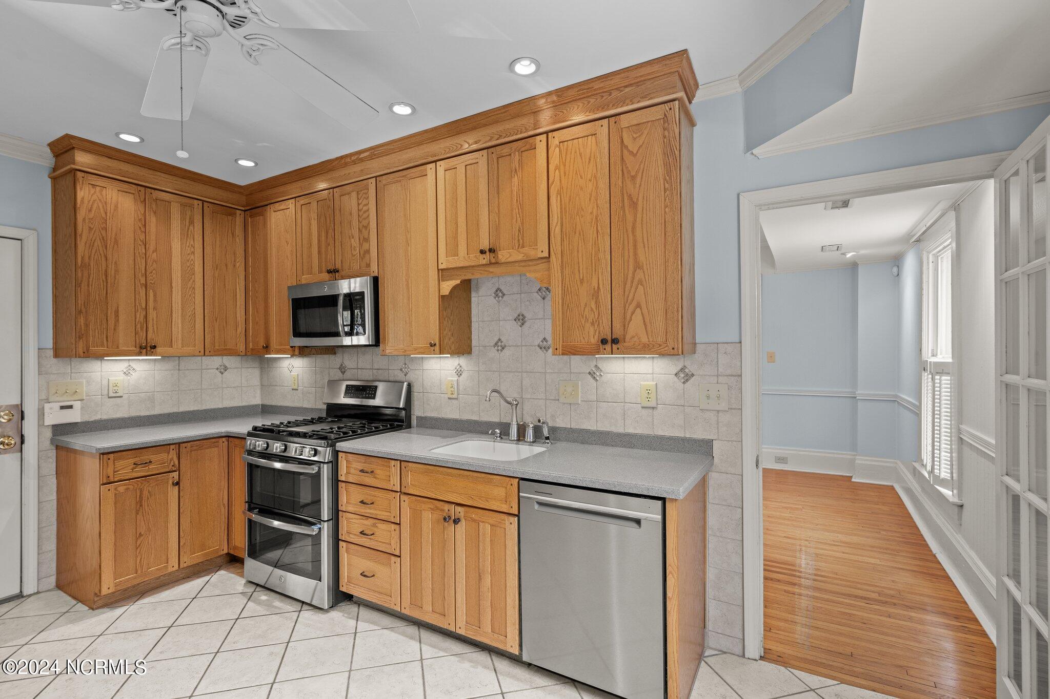 567 E Water Street Property Photo 30