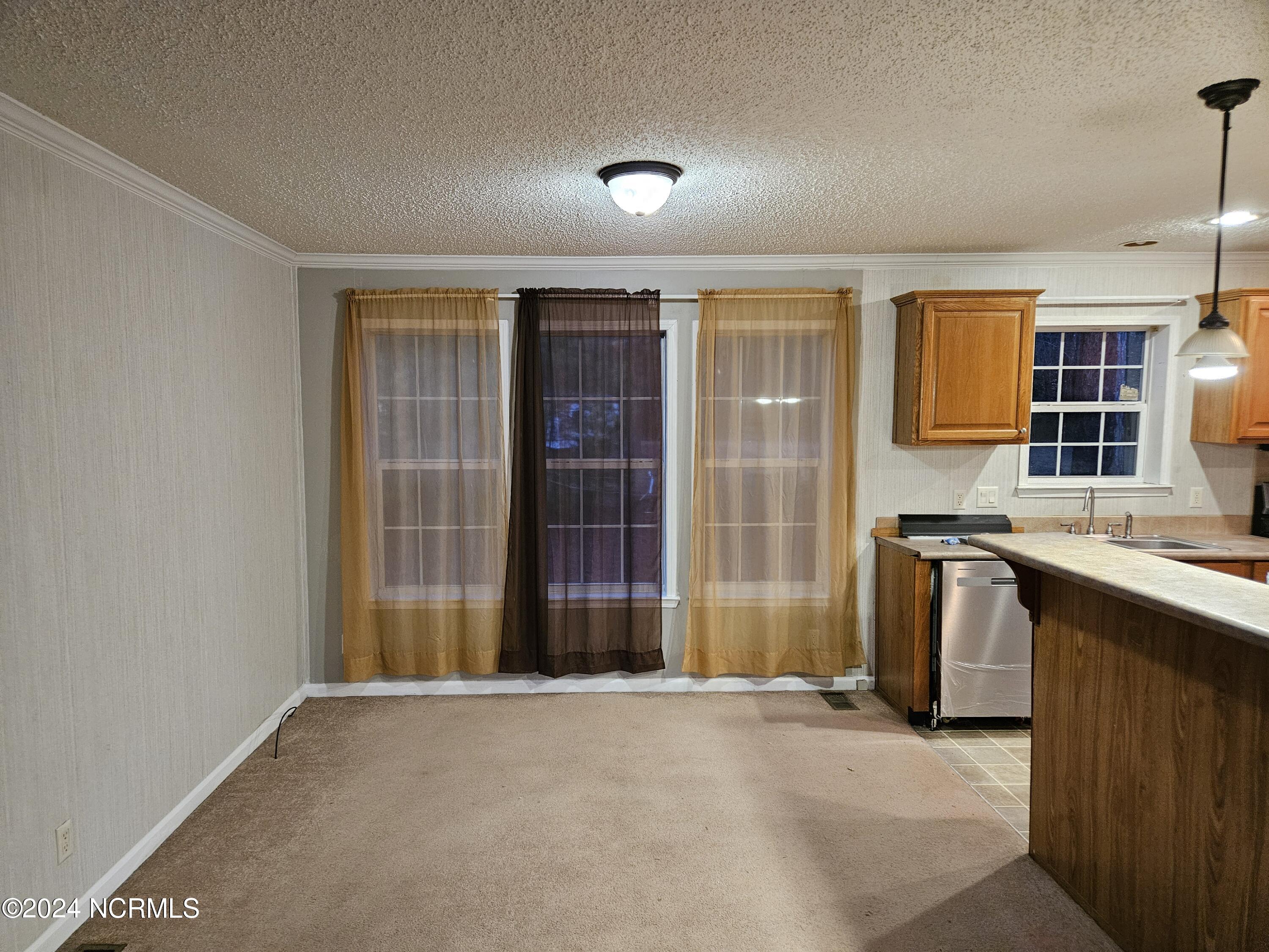 648 Bronty Road Property Photo 4