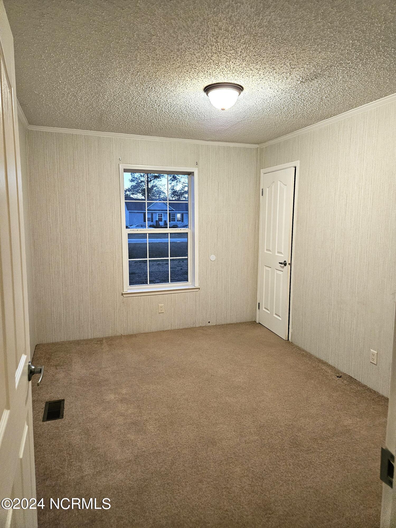 648 Bronty Road Property Photo 8