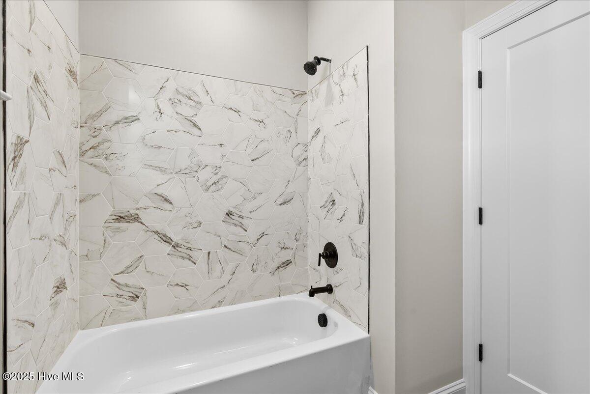 4972 Stone Creek Drive Property Photo 34