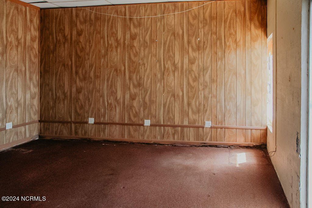 1700 N Sandhills Boulevard Property Photo 8